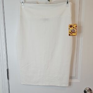Hybrid & Company Cream Pencil Skirt